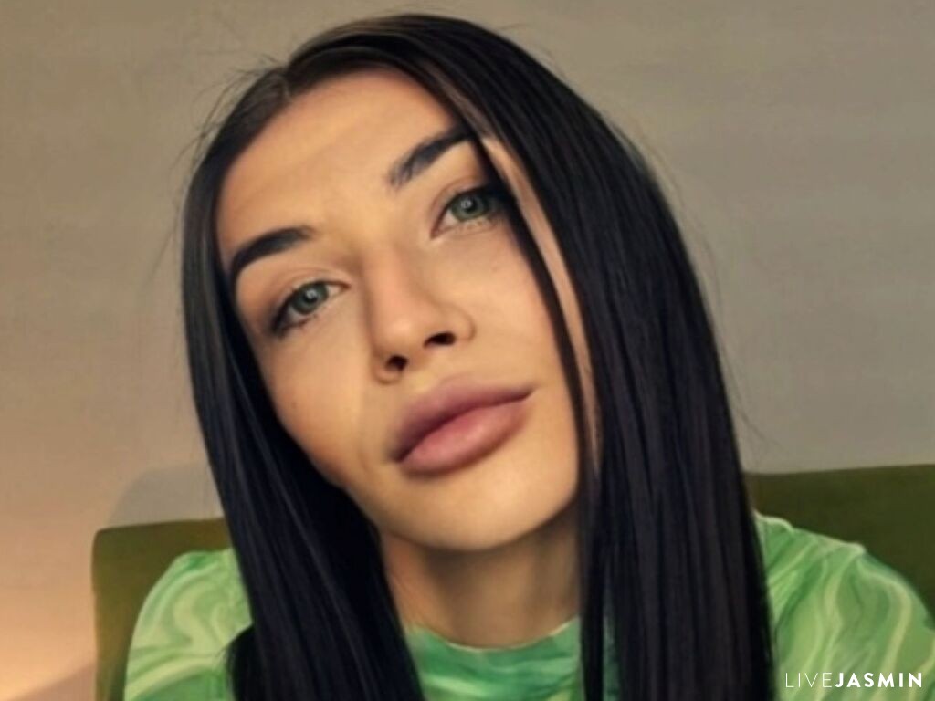Live cam profile for JanneMaine
