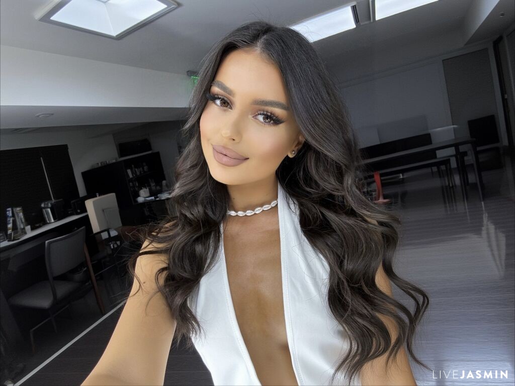 JasmineHille model profile and live status