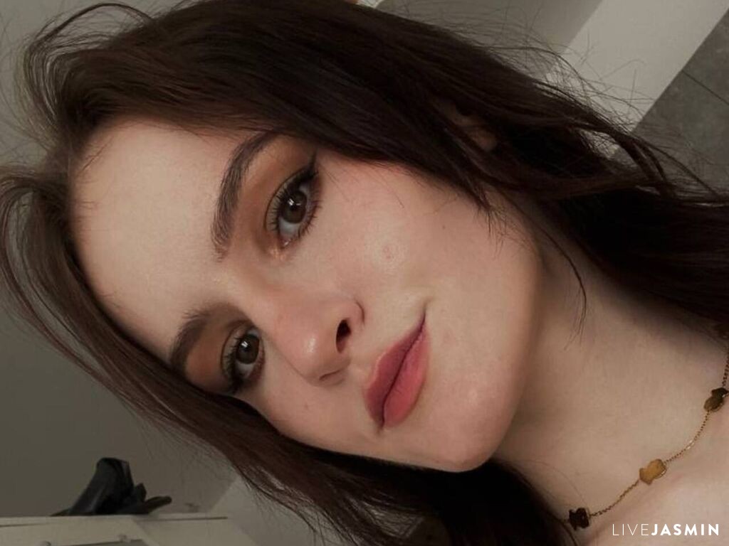 Profile photo for JeanineRafidi