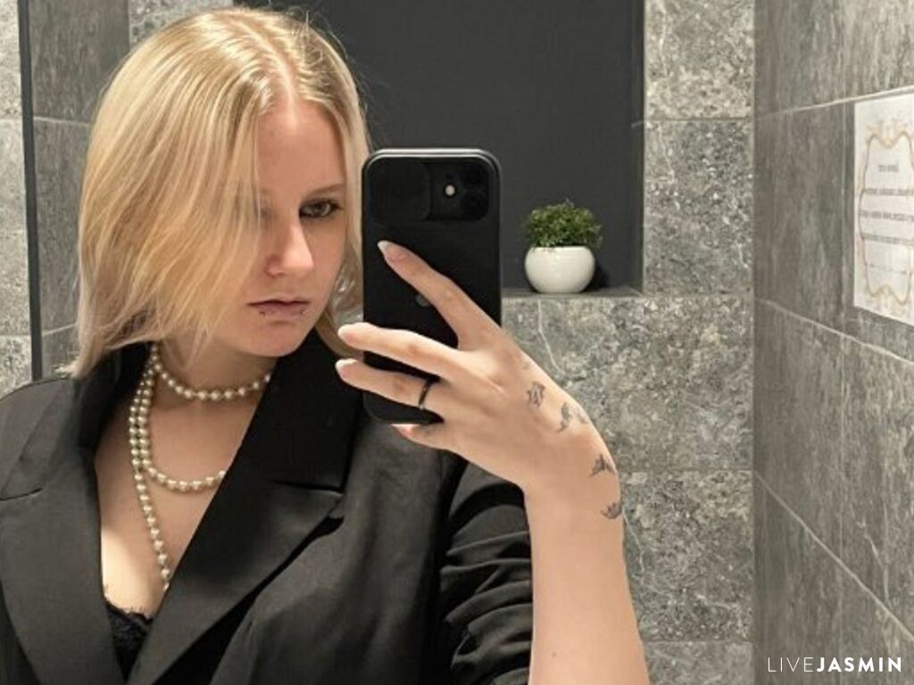Profile photo for JenaeMcquillen