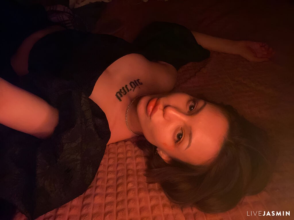 JennyPrincess model profile and live status