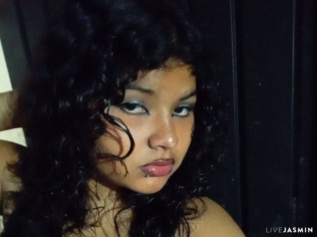 JessikStone model profile and live status