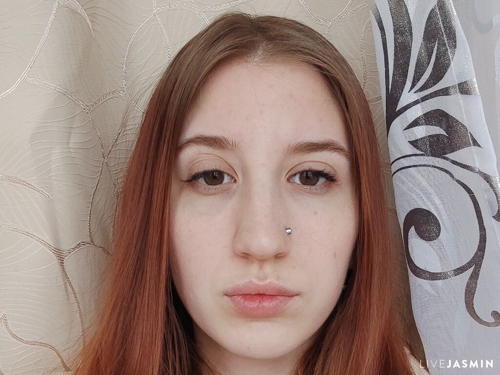 JulenePozzobon LiveJasmin model profile