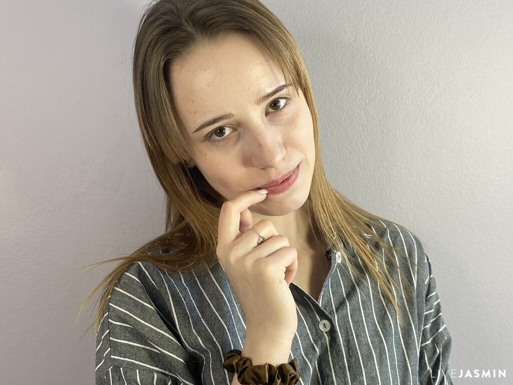 Profile photo for JullieHopper