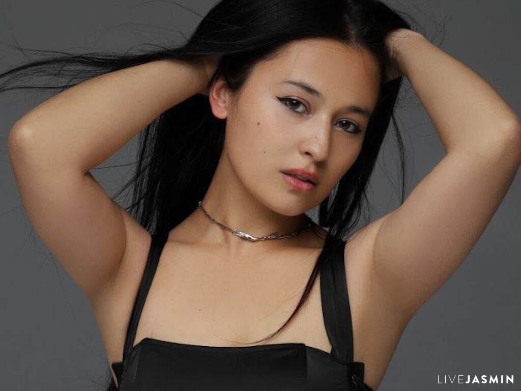 View JunMoon live cam profile