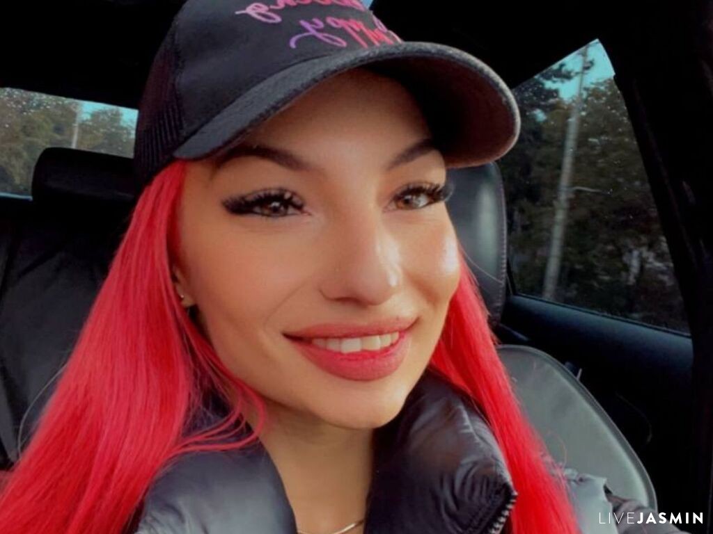 Profile photo for KaraLux