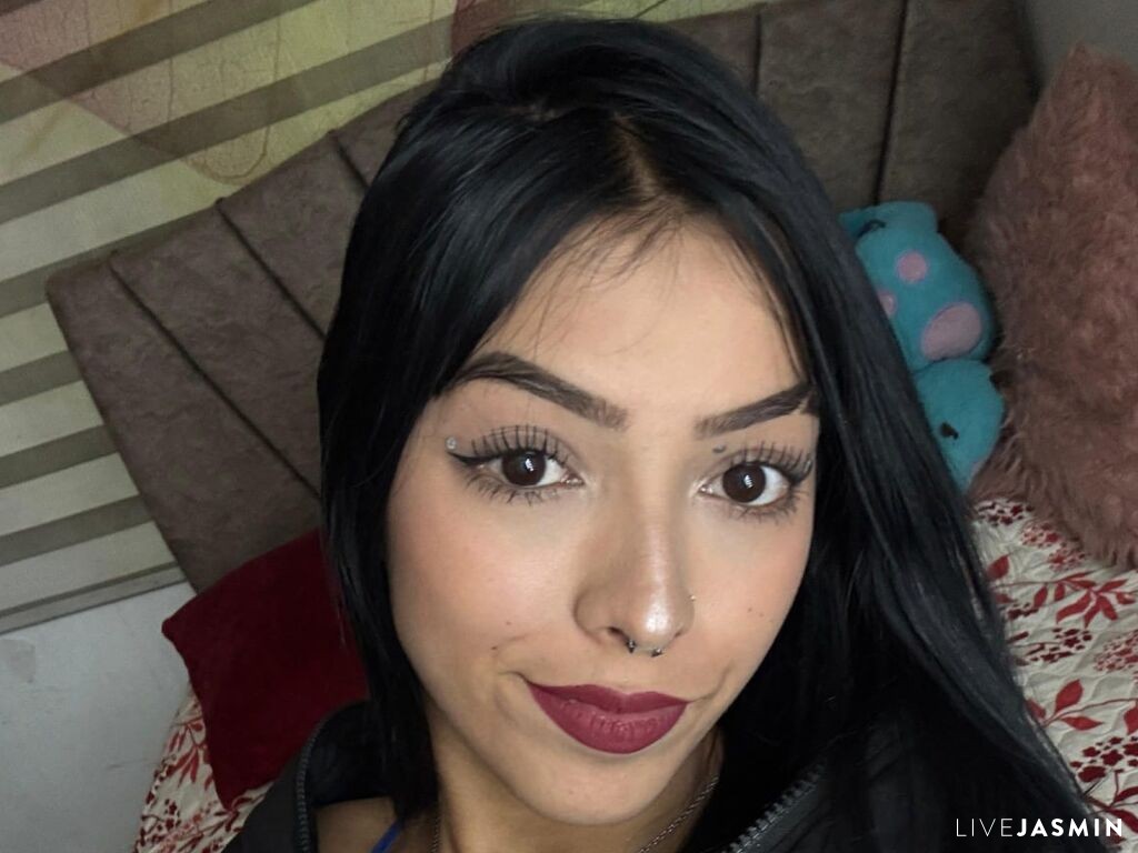 KasyWeyn live cam girl profile