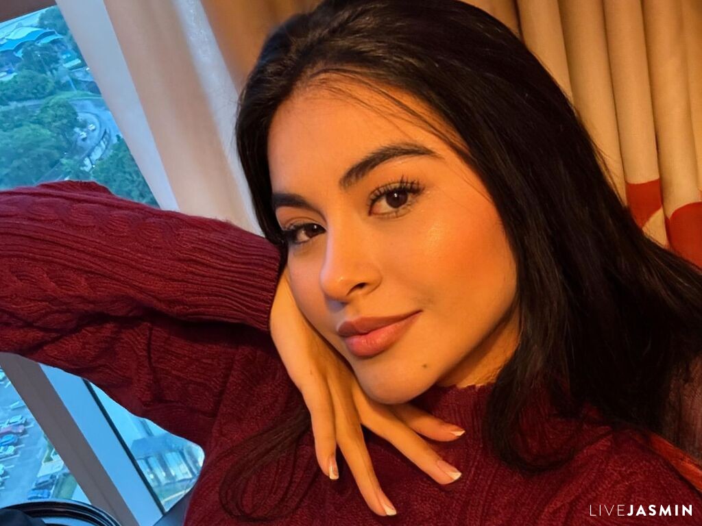 KloeDearl LiveJasmin model profile