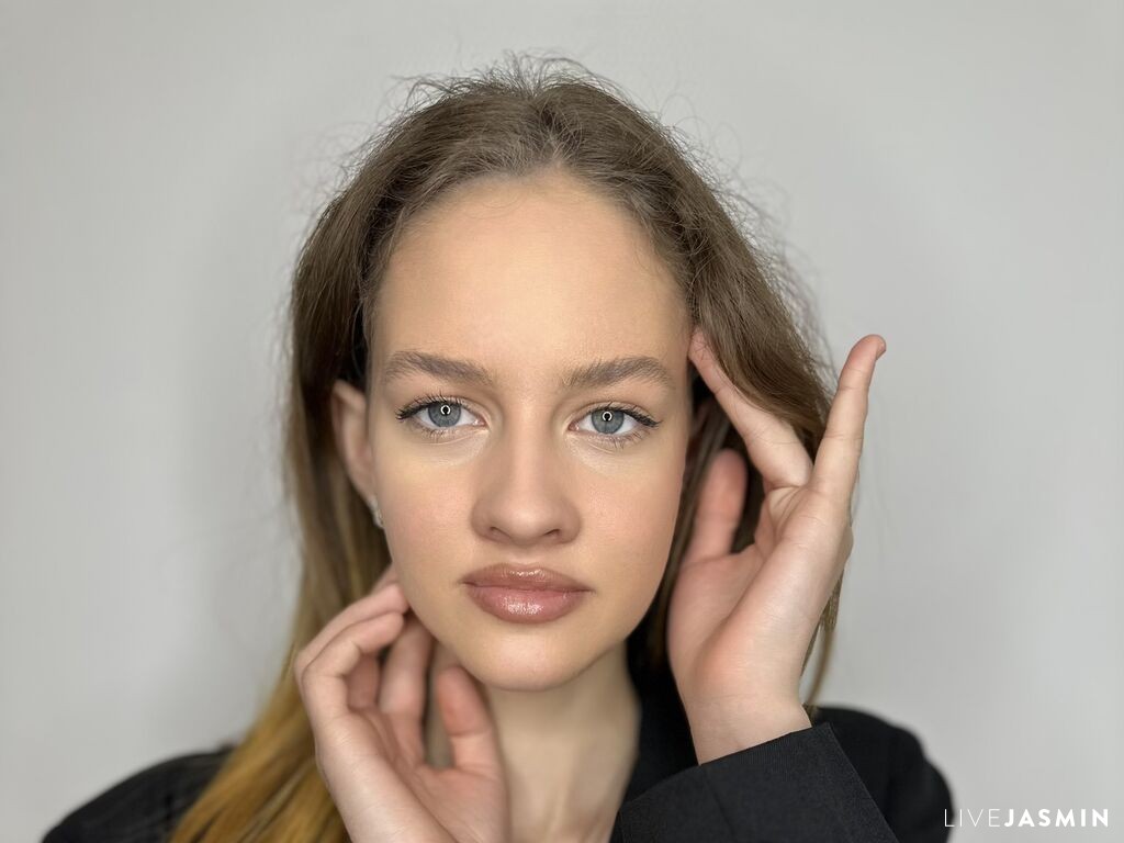 KoriHallquist LiveJasmin model profile