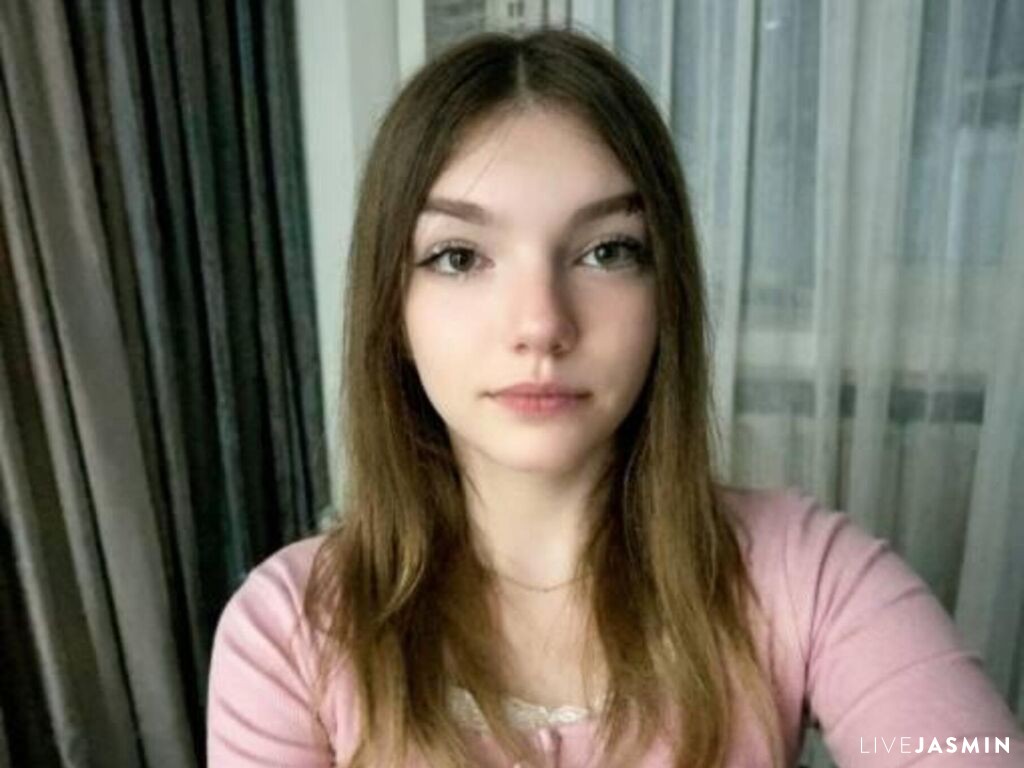 Cam girl profile image for KoriMatinez