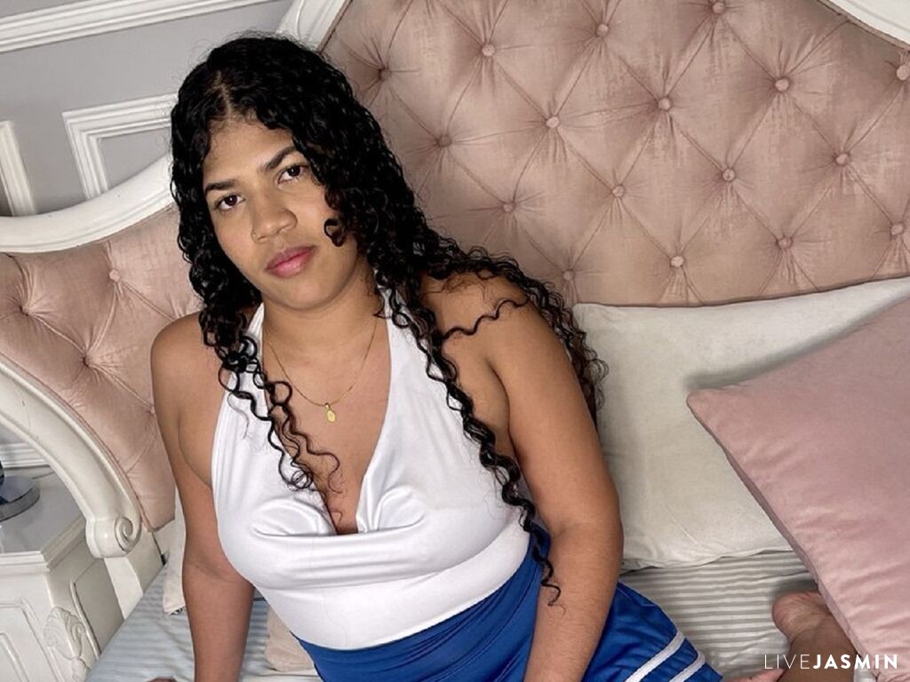 KymberlyHerrera model profile and live status