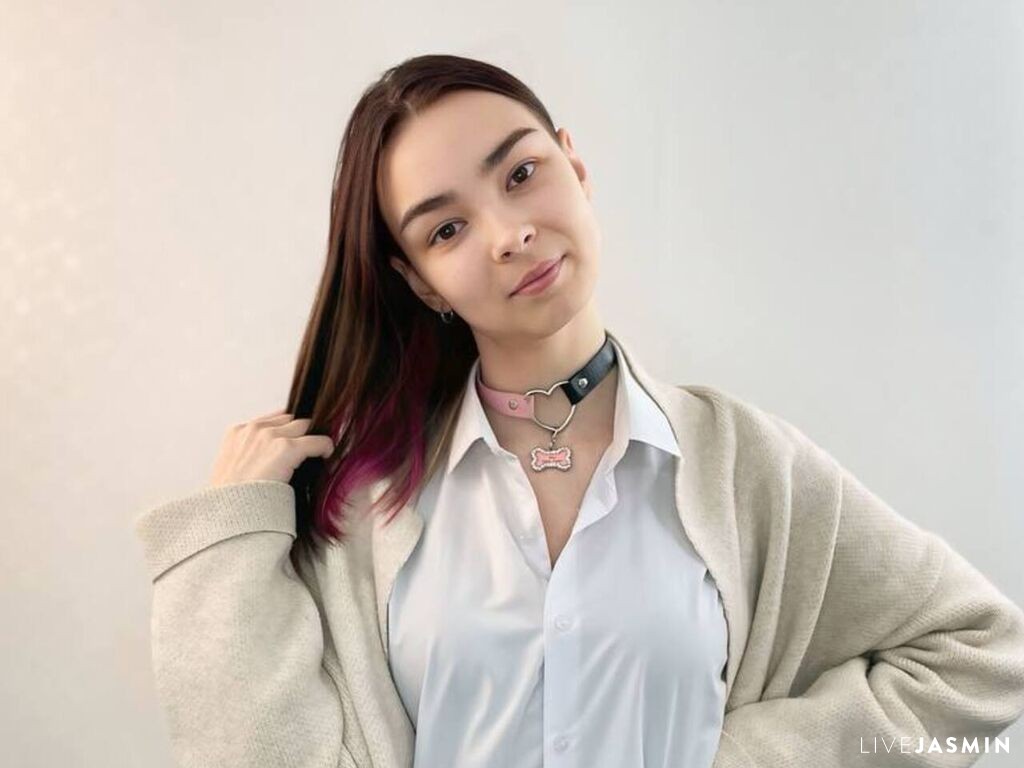 LashawnaPedelty model profile and live status