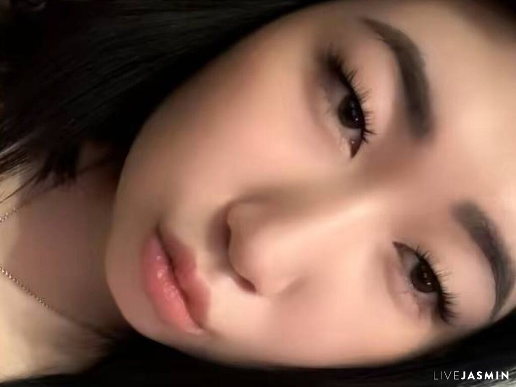 View LavinaDouble live cam profile