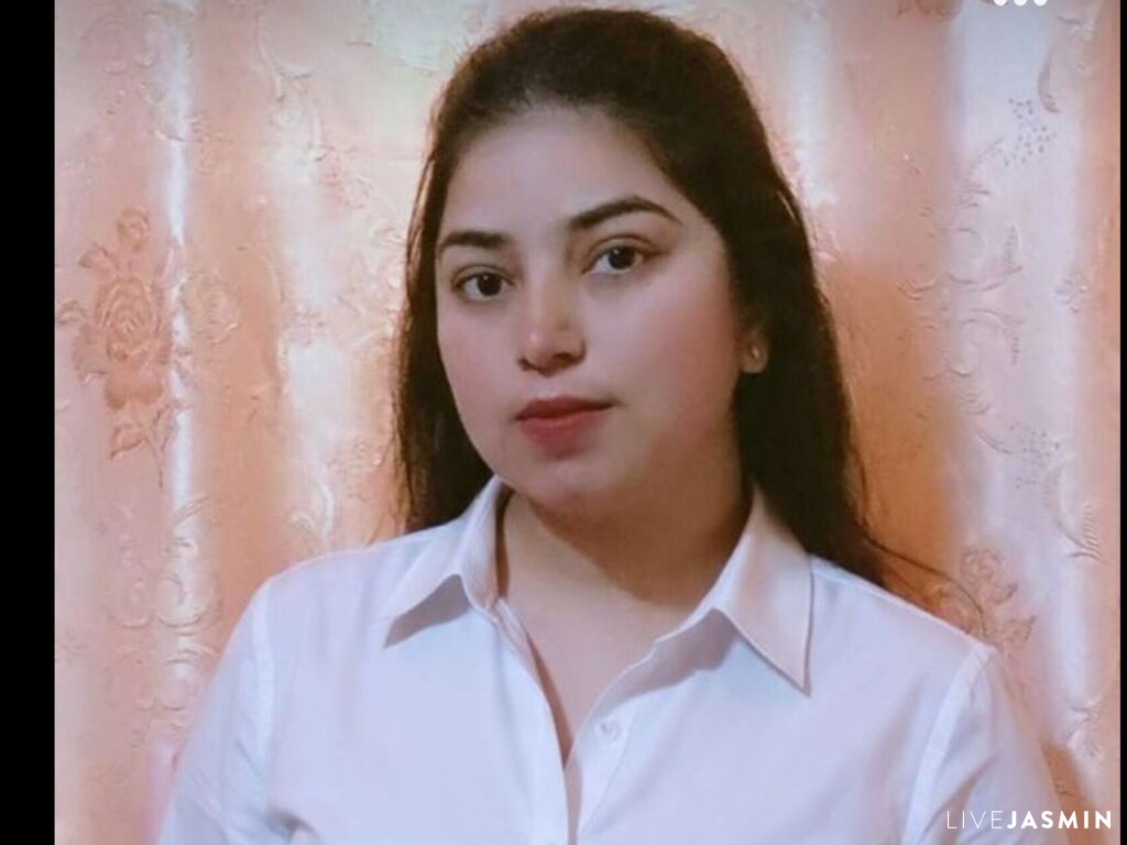 View LecoShay on AlwaysCamGirls