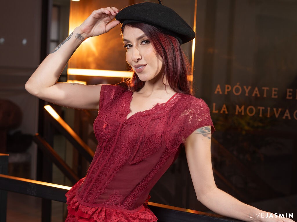 LilianFerrara LiveJasmin cam profile image