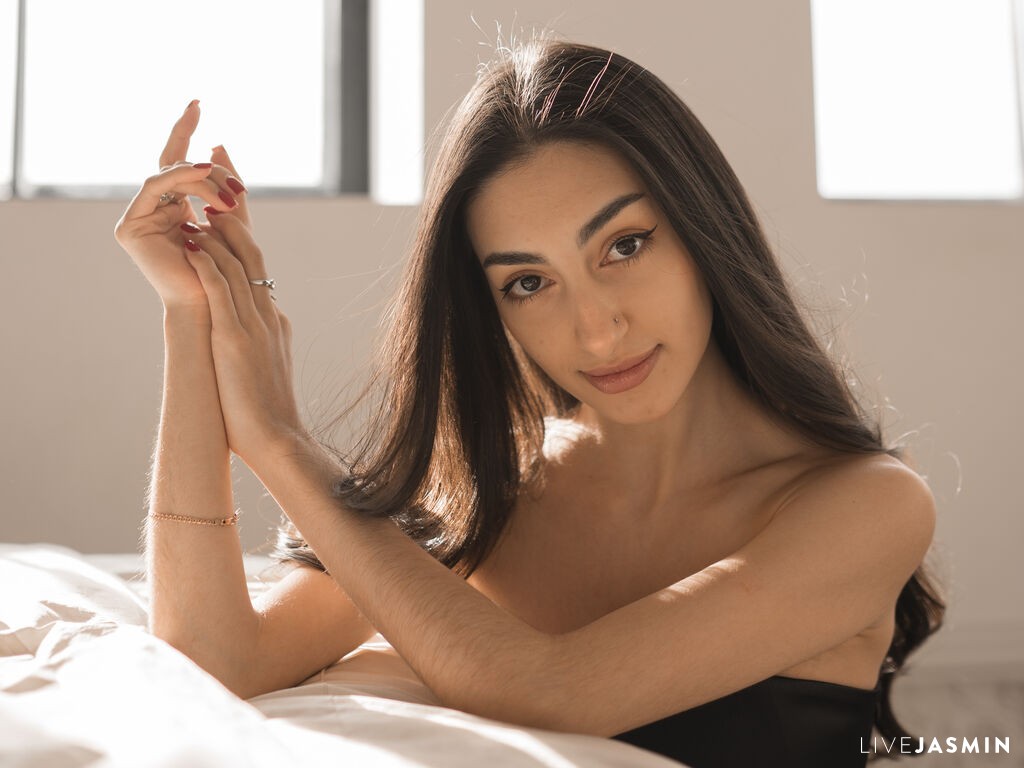 LinaRobbin live cam girl profile
