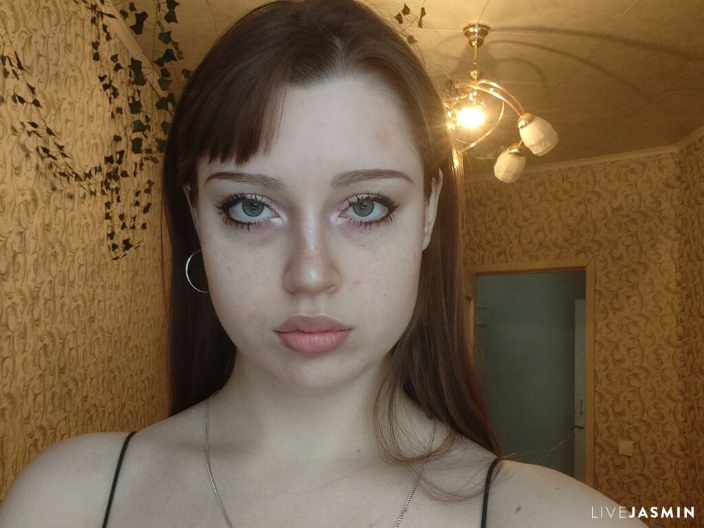 LioraMist LiveJasmin cam profile image