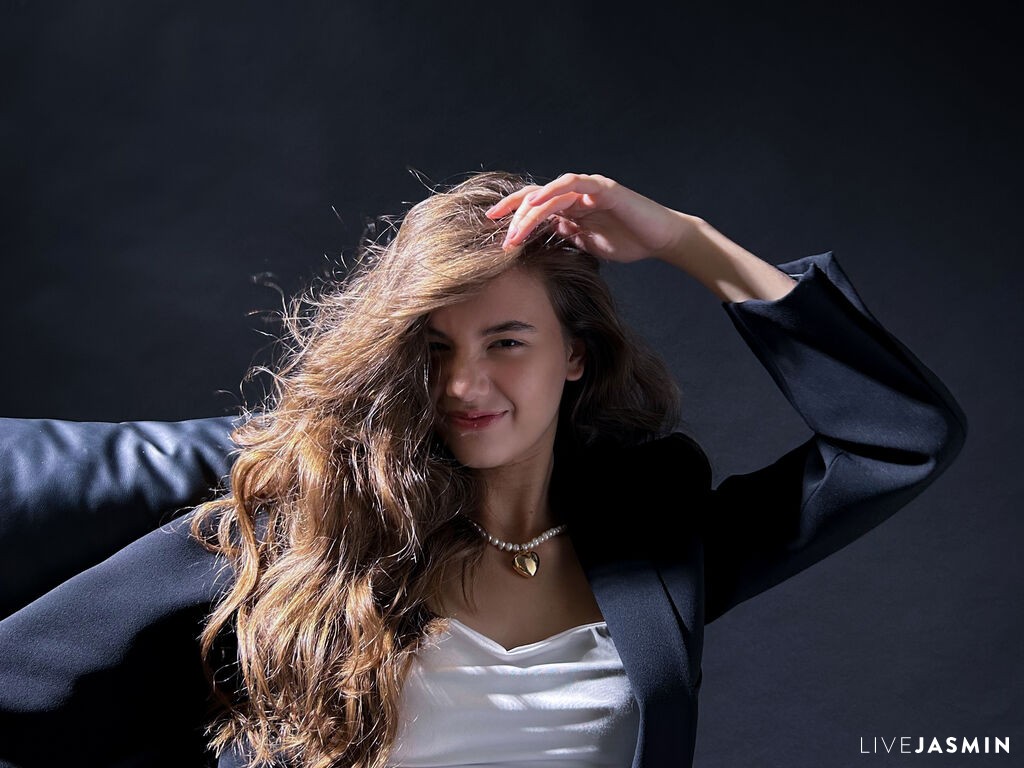 LissaDesso LiveJasmin model profile