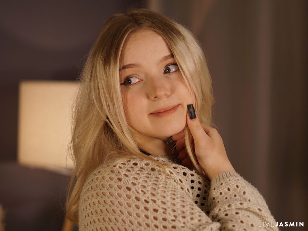 View LizbethGodbold cam profile and live status