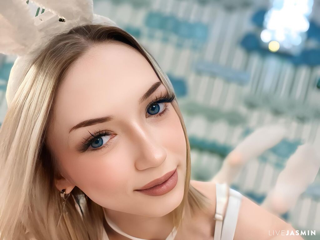 Profile photo for LoisDeman