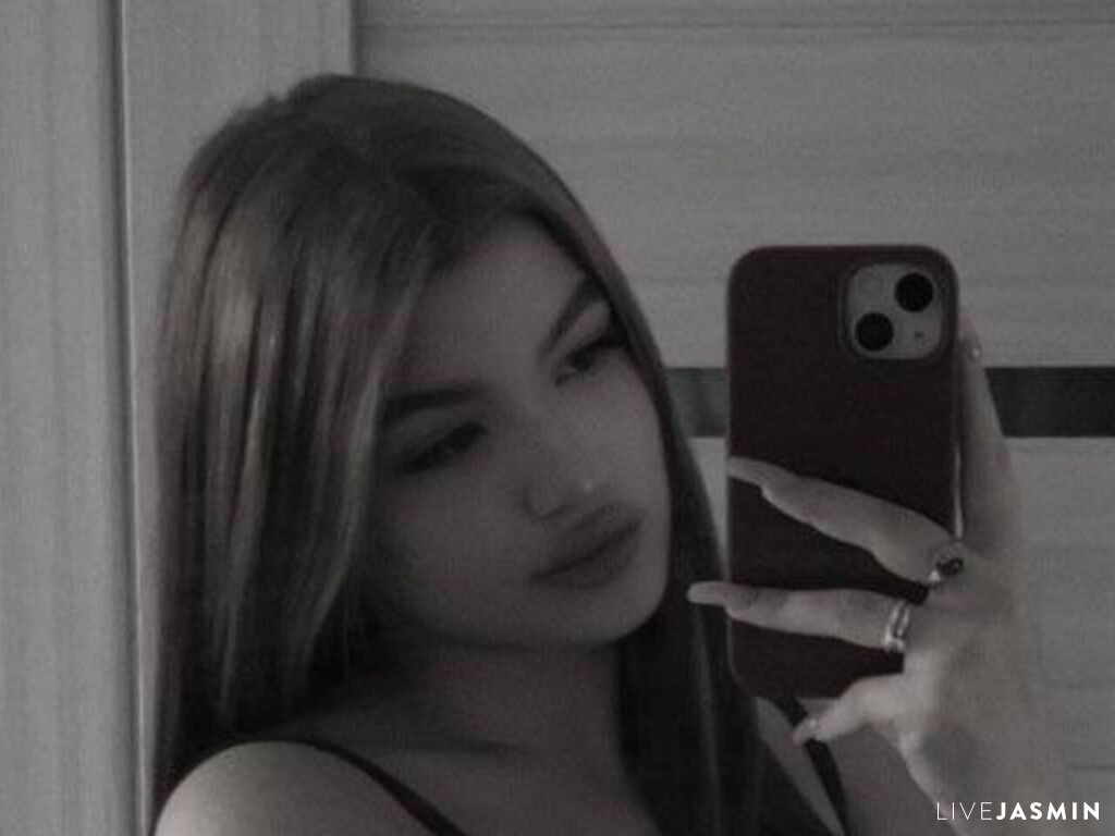 Profile photo for LoraineLutton