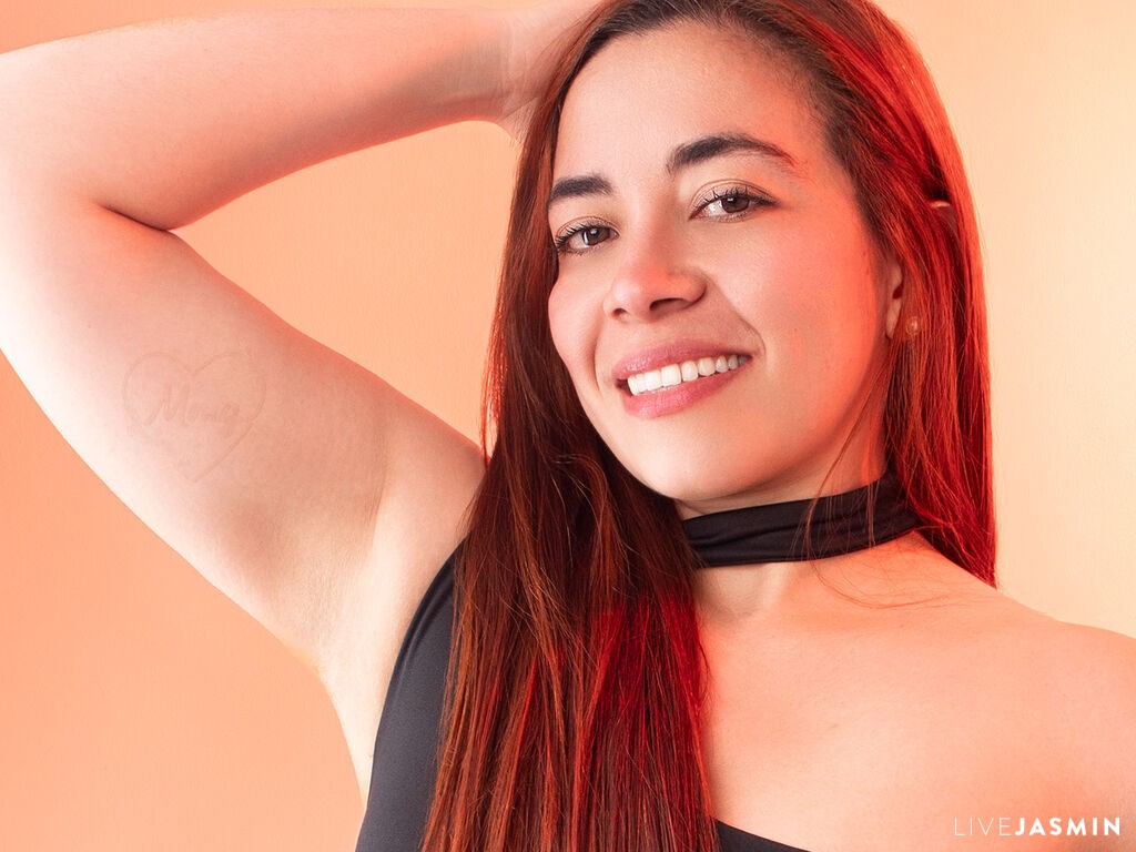MadisonKiper model profile and live status