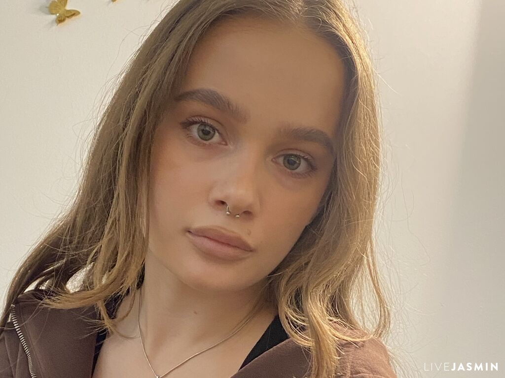Profile photo for MagdaleneLoe