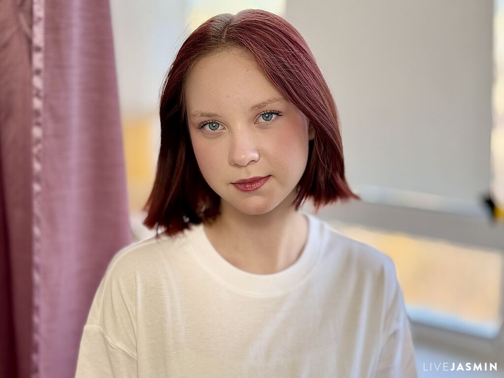 MaisieMundhenk live cam girl profile