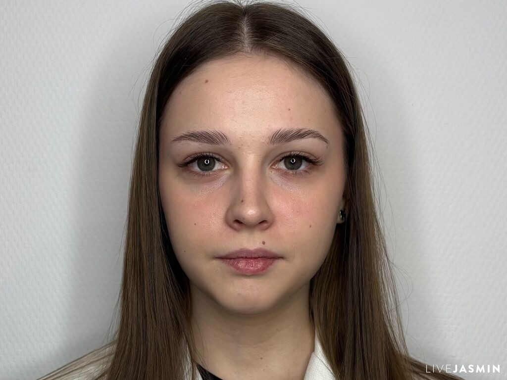 Cam girl profile image for MarandaHerzfeld