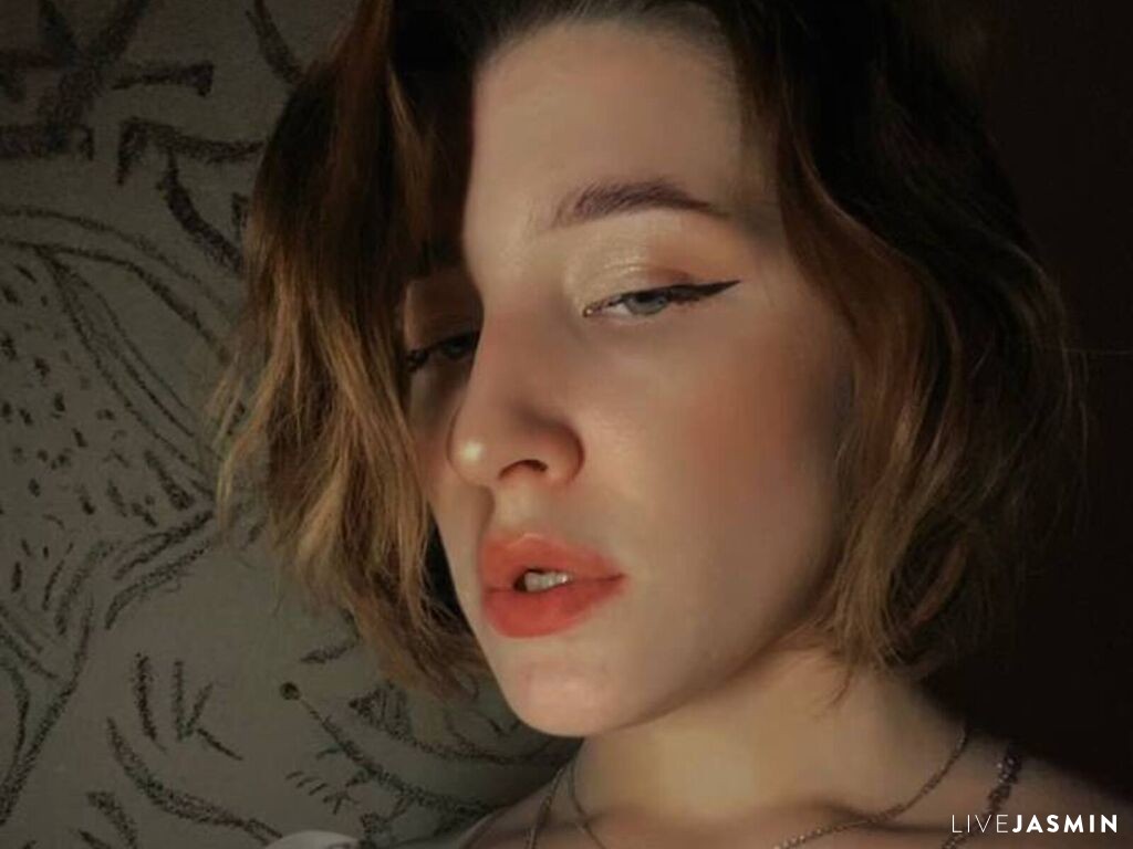 MargrettMulac model profile and live status