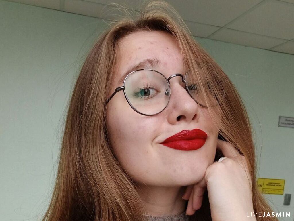 Cam girl profile image for MariamDowden
