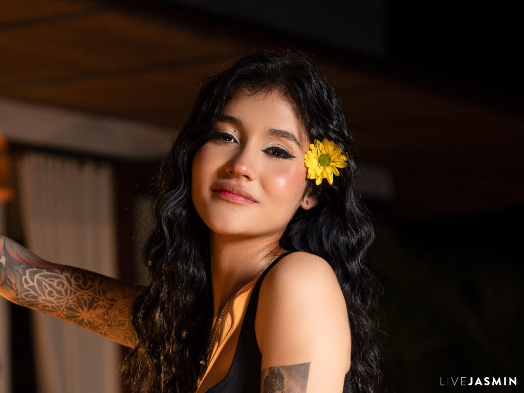 MarianaBallack live chat profile