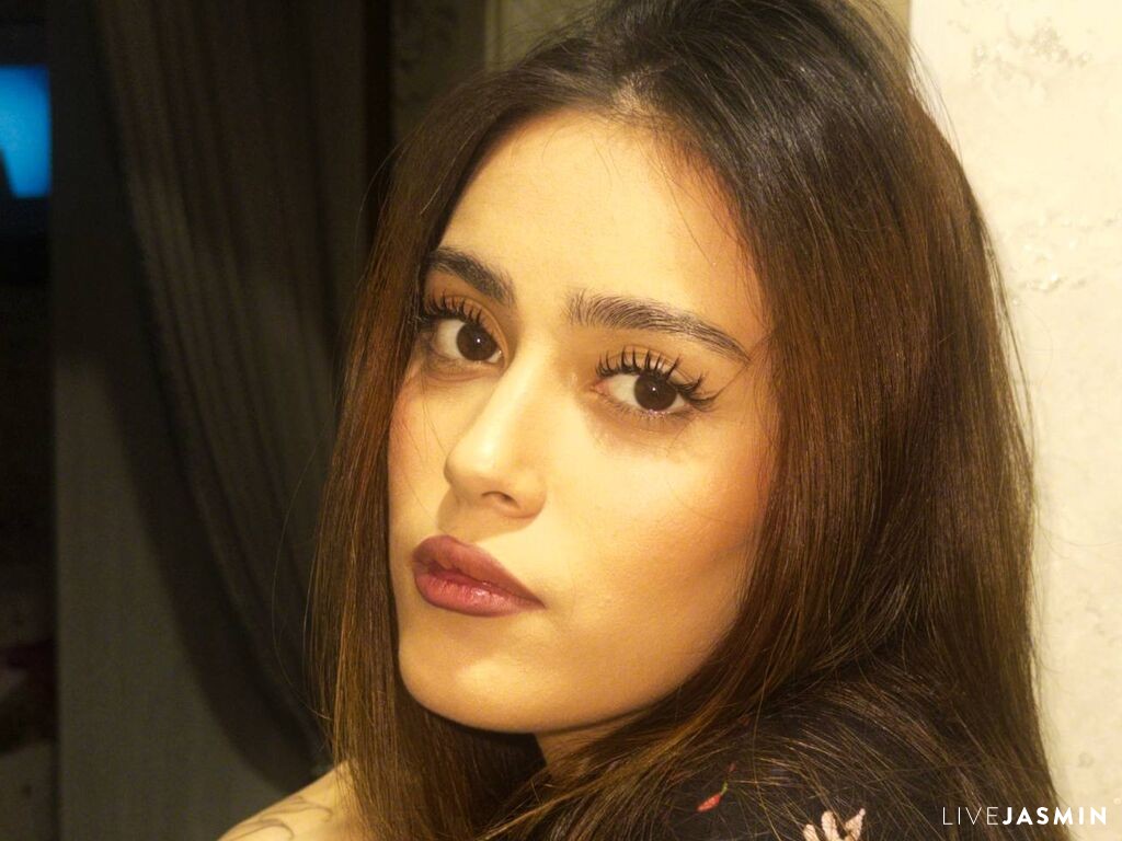 Cam girl profile image for MelanyDaviau