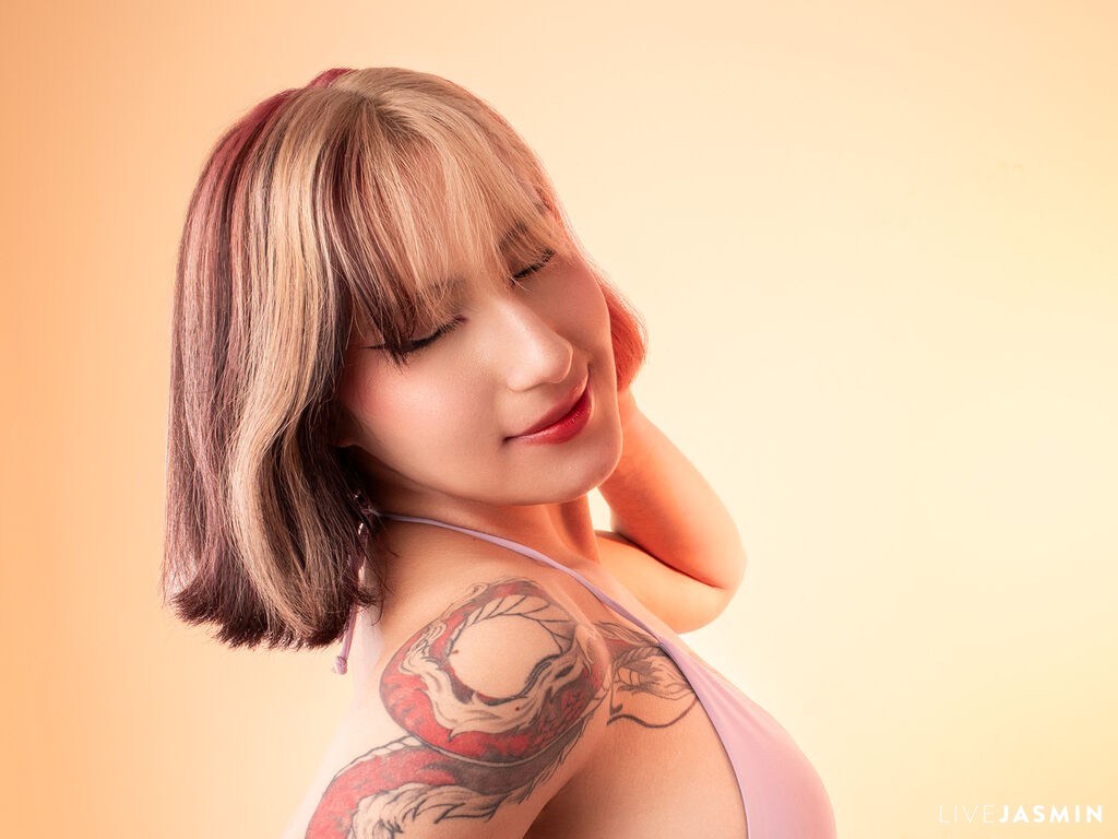 Profile photo for MelodyVox