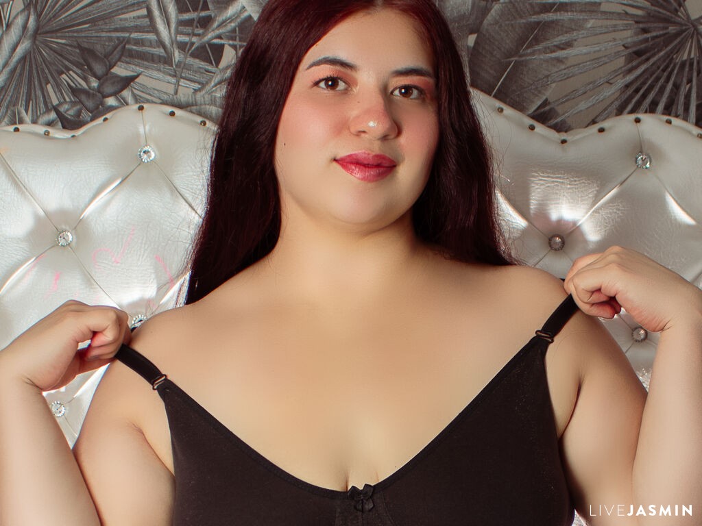 Profile photo for MiaCraig