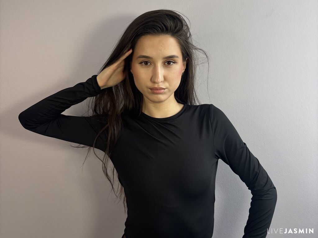 Profile photo for MirelNaomi