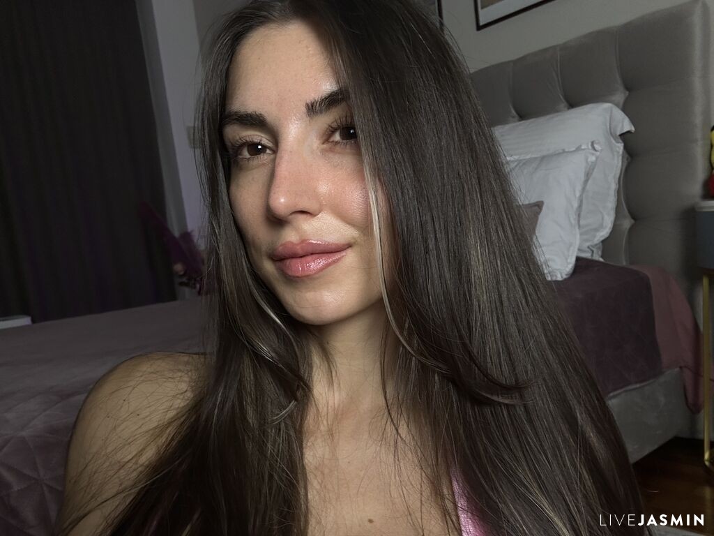Live cam profile for MissAlyse