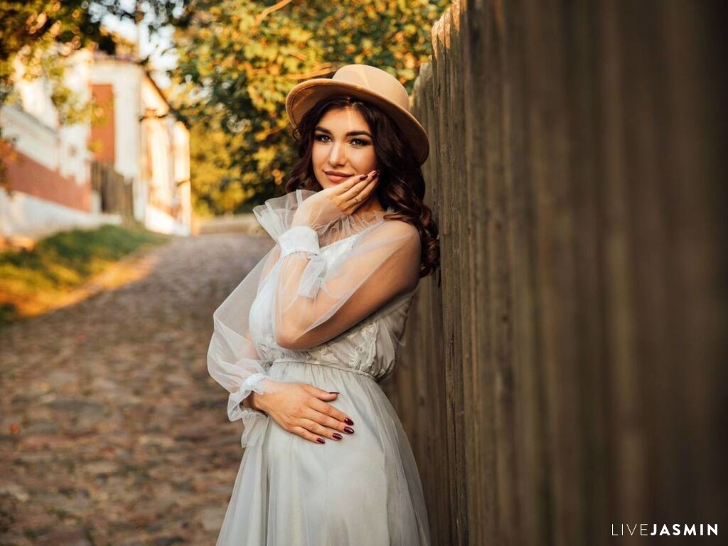 Profile photo for MonicaVii