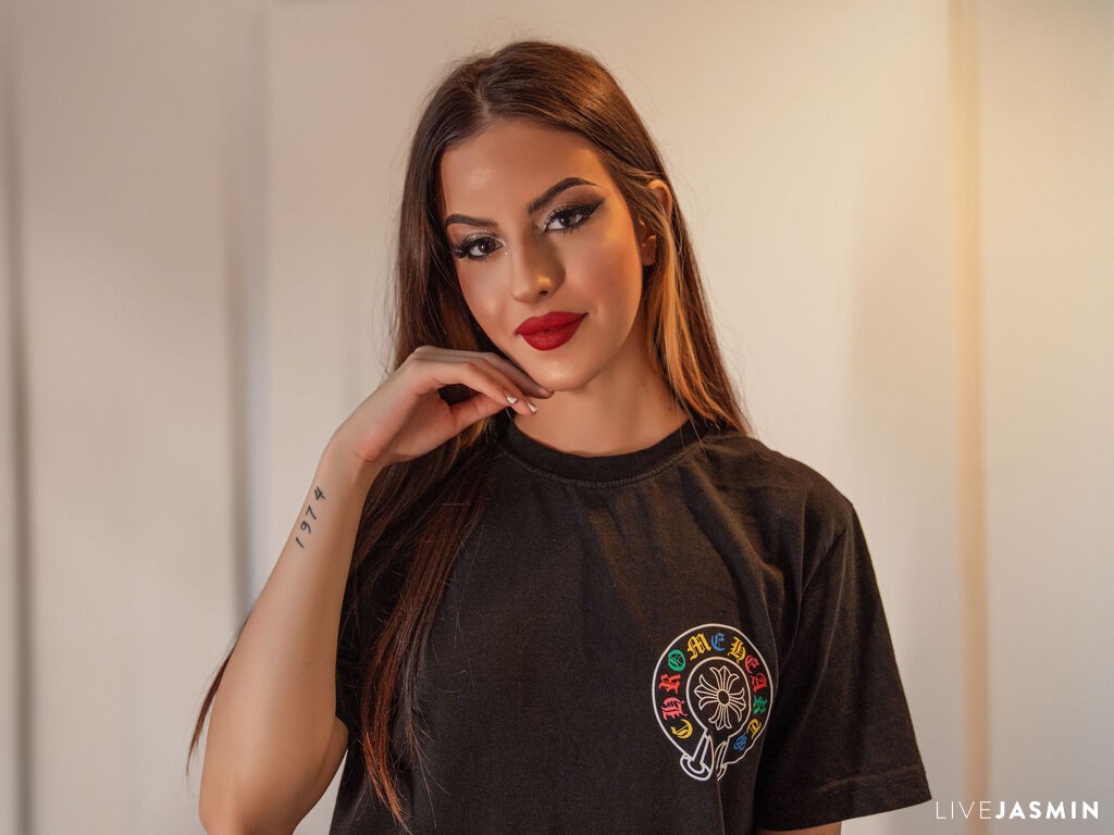 NaomiLunna LiveJasmin model profile