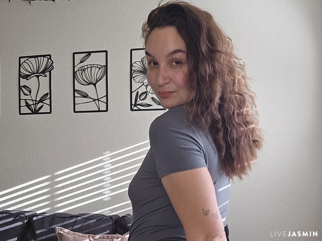 NatalieRivers live chat room profile
