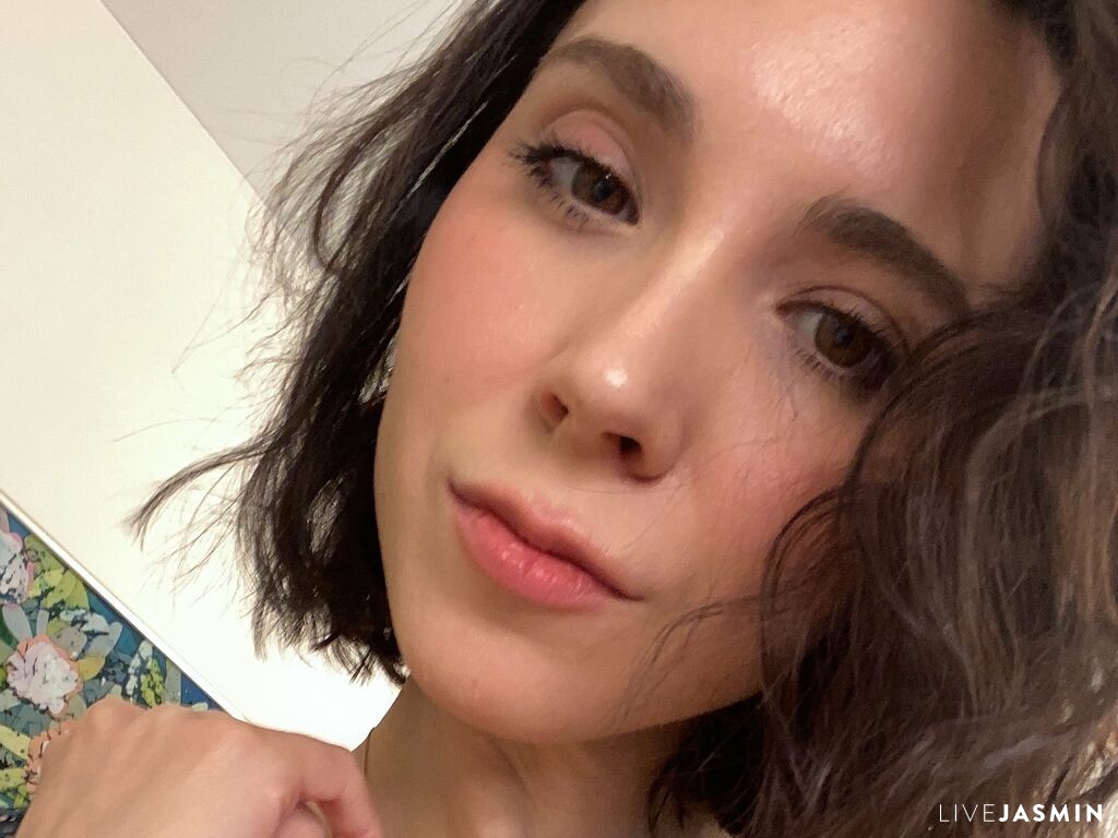 View OliviaBlu cam profile and live status