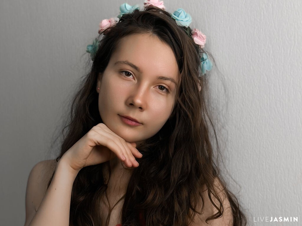 View OliviaTorn cam profile and live status