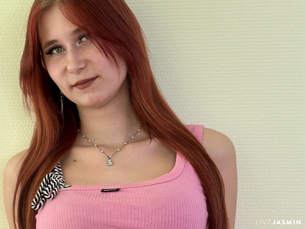 Cam girl profile image for PansyBoehlar