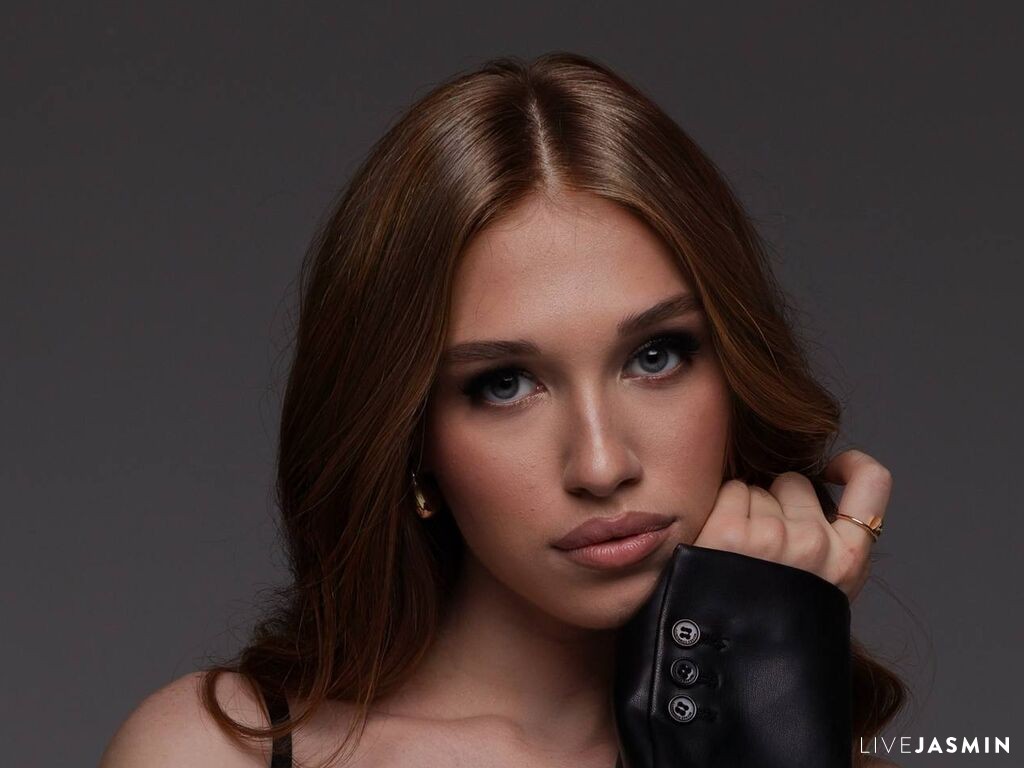 RanaeEtherington model profile and live status