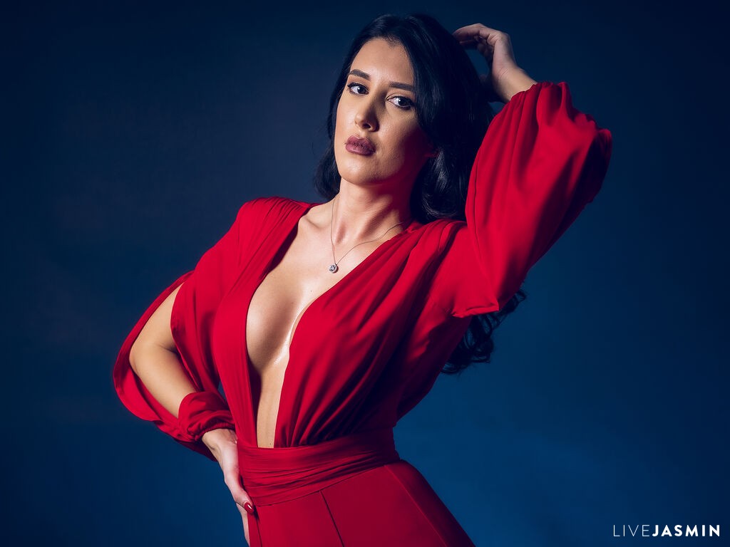 Featured LiveJasmin cam girl profile: RoryAddams