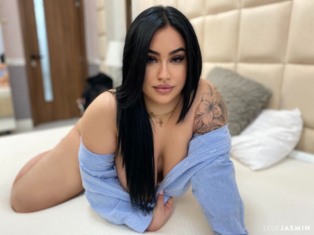 RubyStarr live cam girl profile