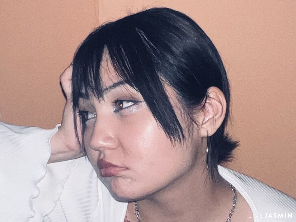 SallyBenny live cam girl profile