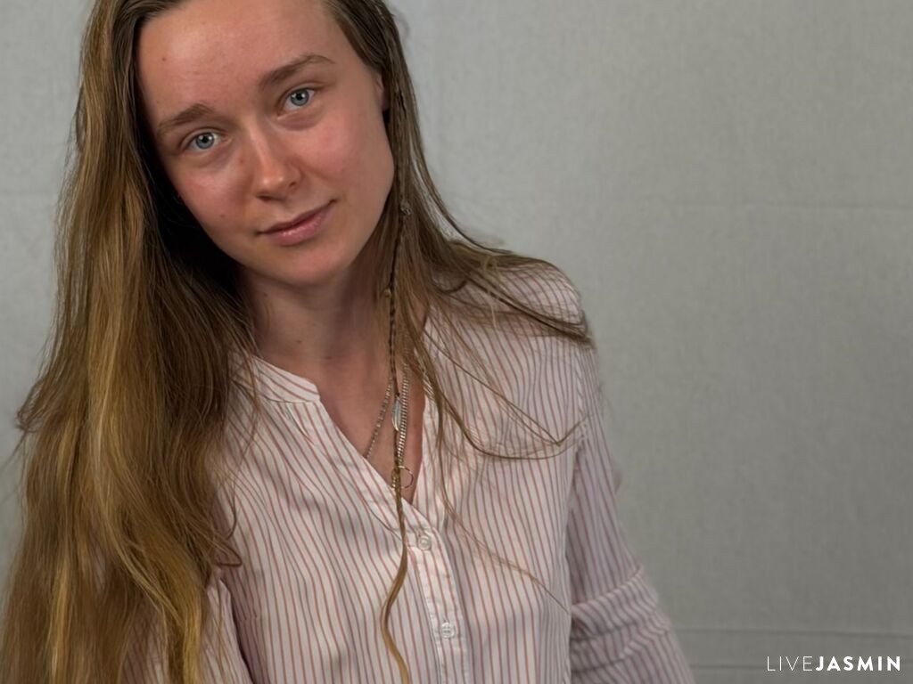 SammieThornberg model profile and live status