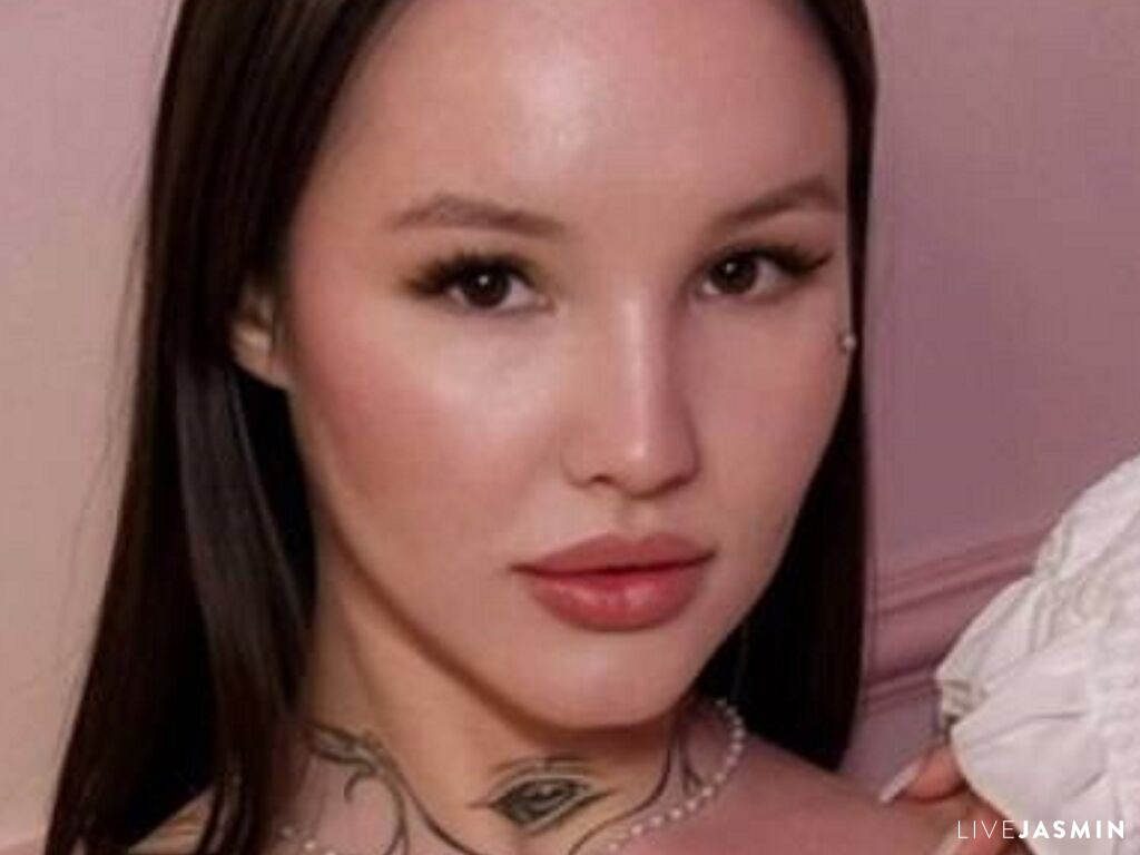 SashaLiss LiveJasmin model profile