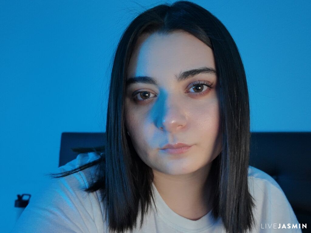 Profile photo for SashaMaroon